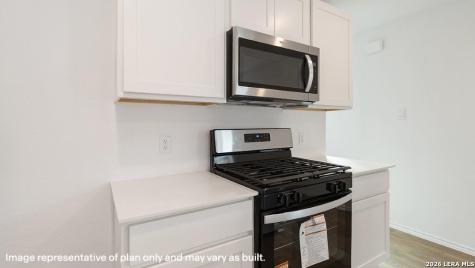 16072 Mahogany Way Elmendorf TX 78112