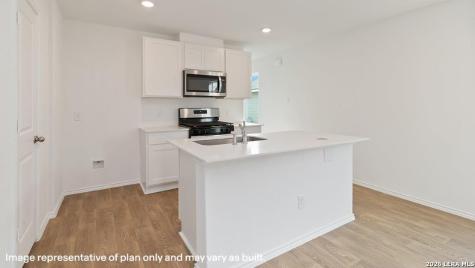 16072 Mahogany Way Elmendorf TX 78112