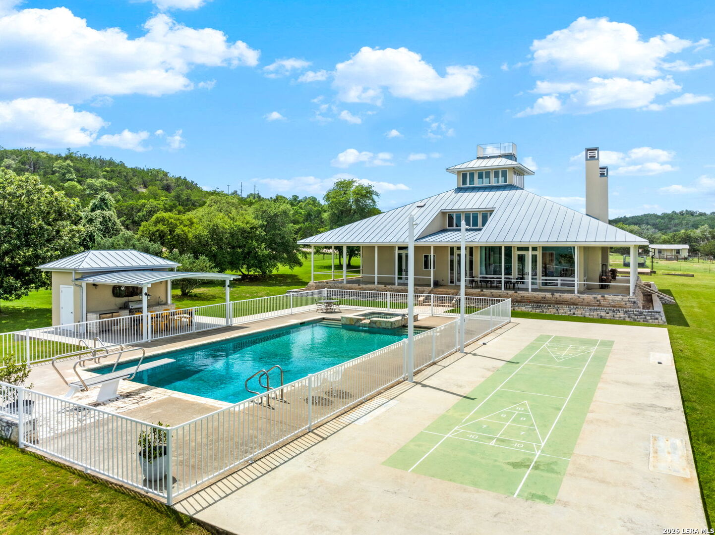 834 Northwood Hills Drive Fredericksburg TX 78624