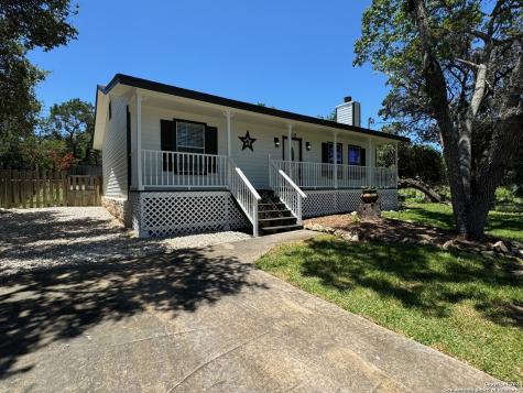 405 Canyon Edge Canyon Lake TX 78133