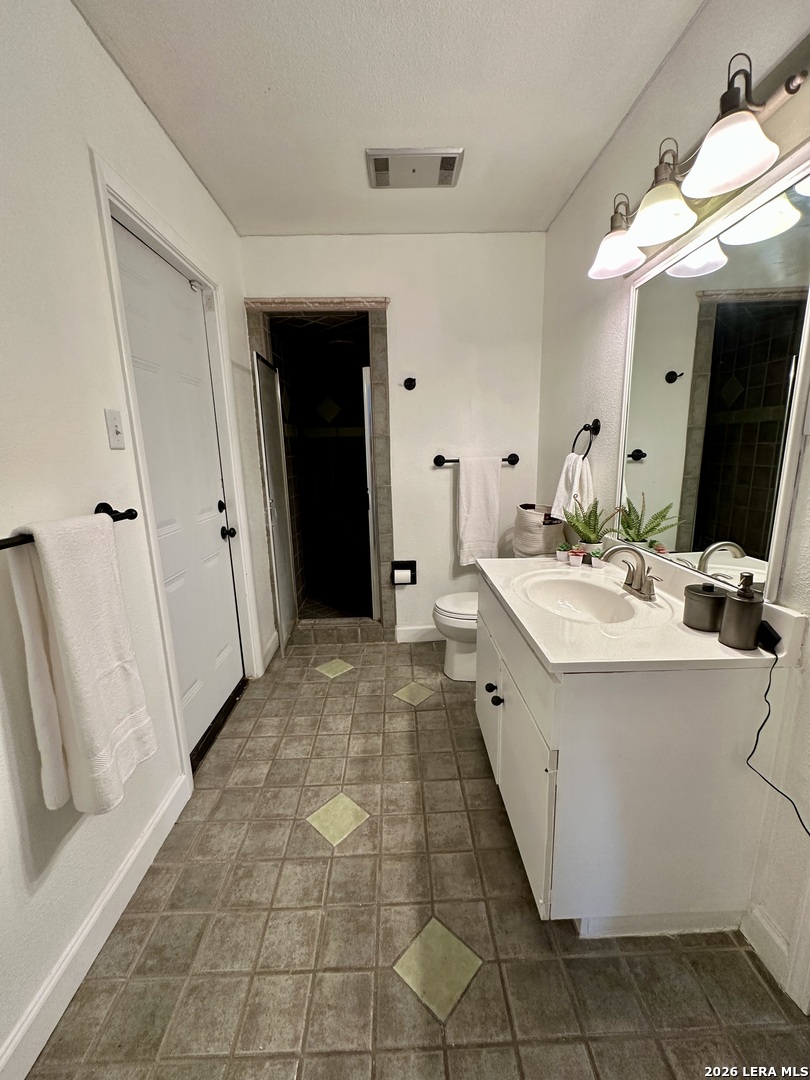 201 Country Wood Drive San Antonio TX 78216