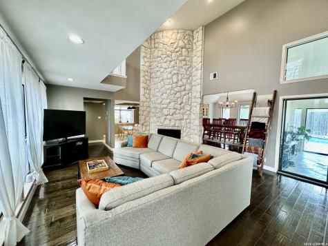 201 Country Wood Drive San Antonio TX 78216