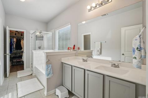 8915 Portobello Way Converse TX 78109