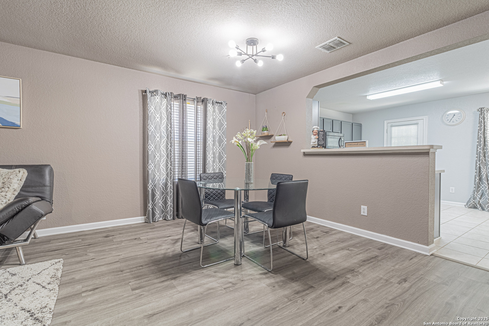 7911 Saratoga Selma TX 78154