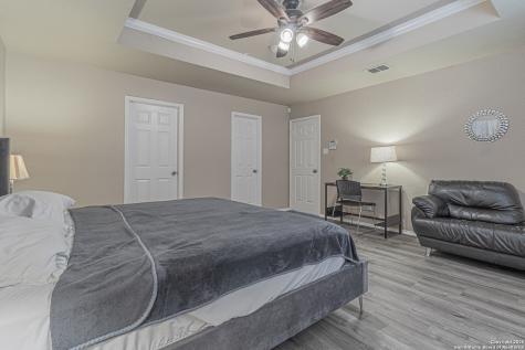 7911 Saratoga Selma TX 78154