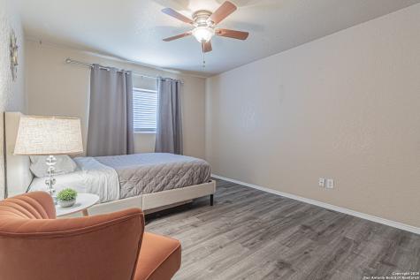 7911 Saratoga Selma TX 78154