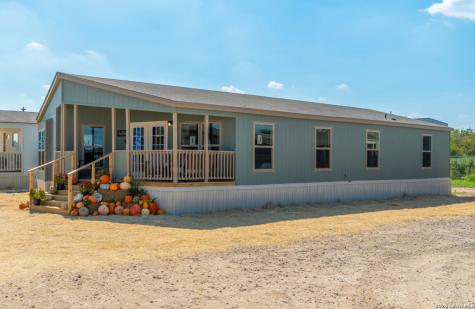 4908 Waterwood Pass Drive Elmendorf TX 78112