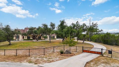 1012 Rivers Peak Canyon Lake TX 78133