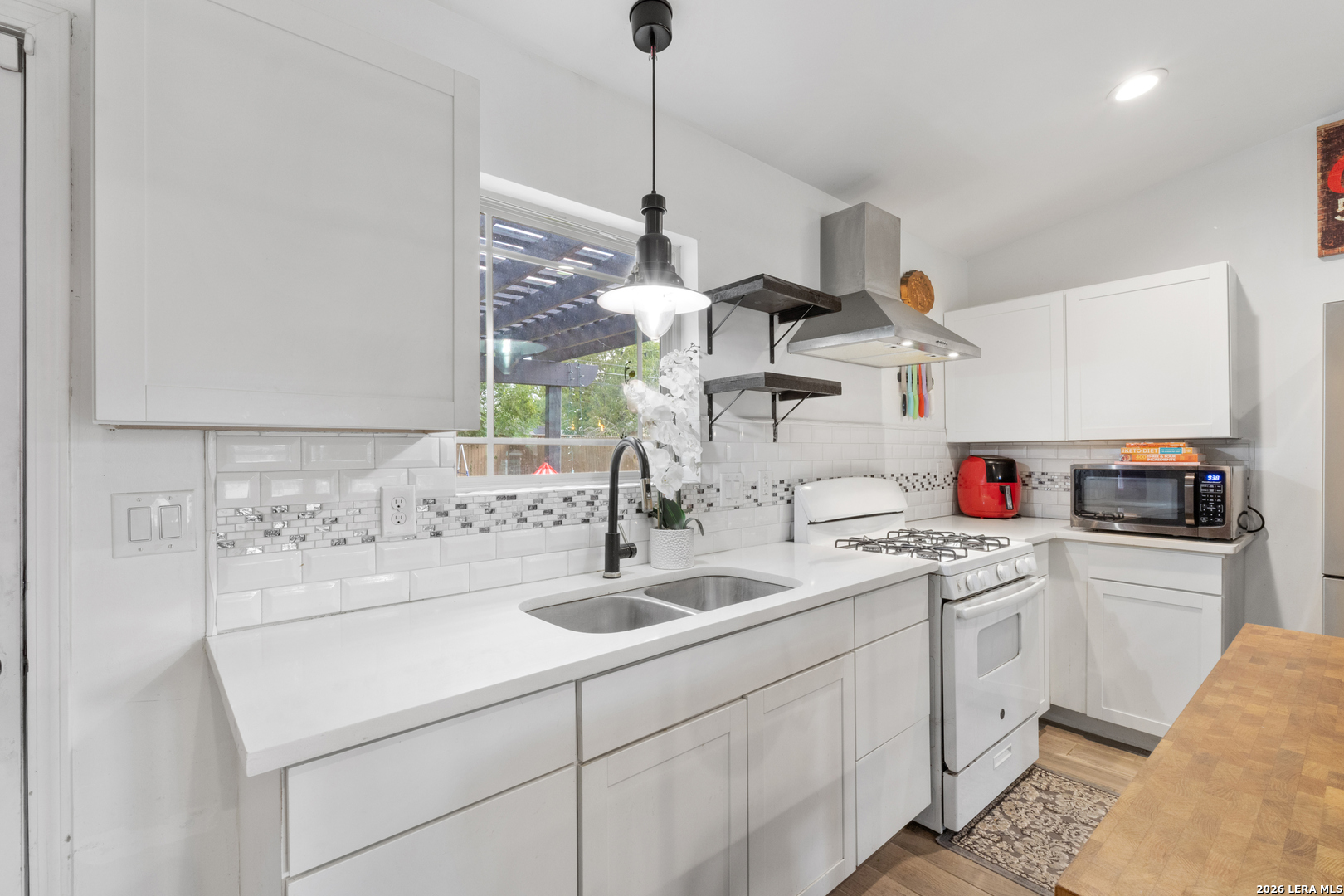 519 Sandalwood San Antonio TX 78216
