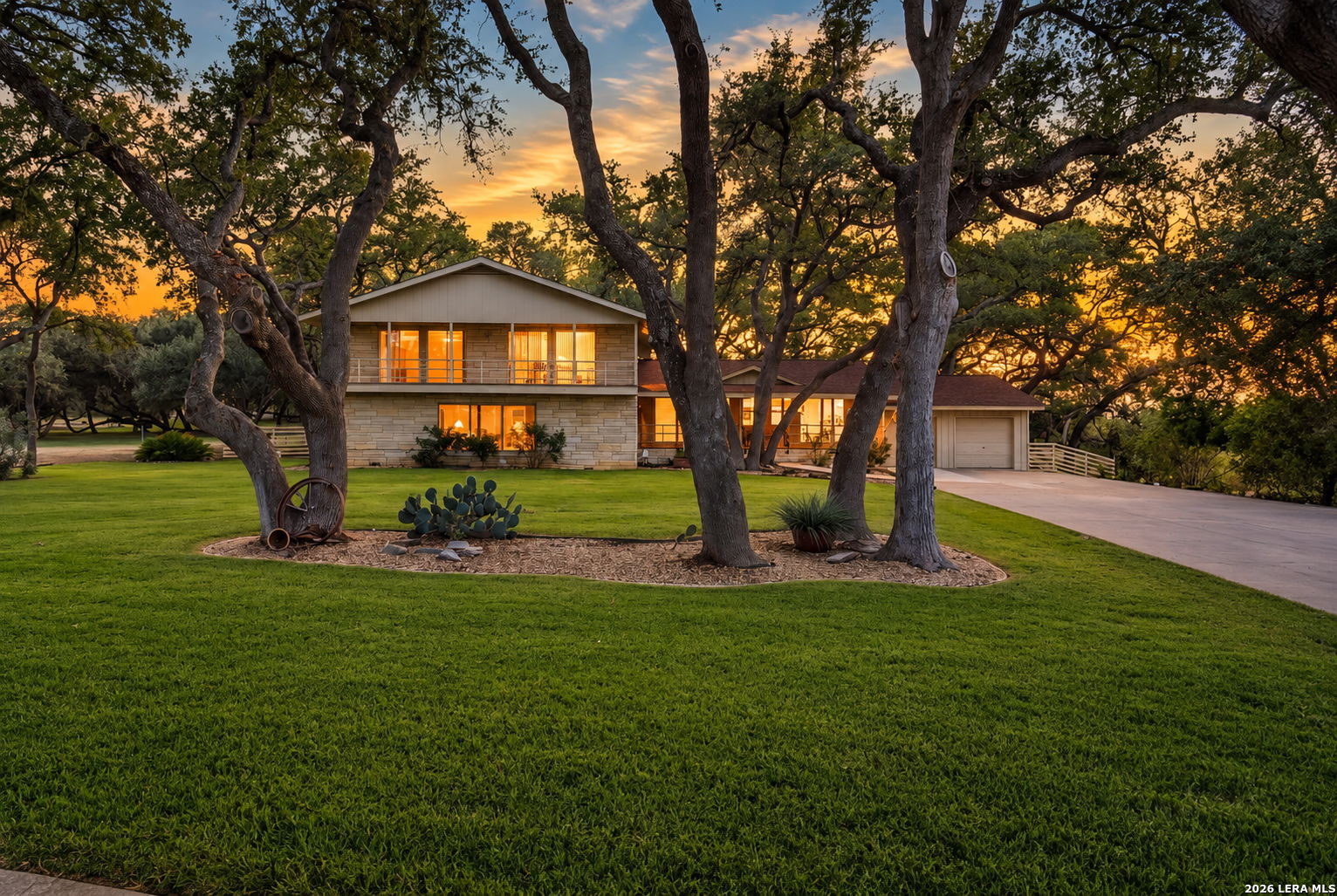 500 Kings Point Drive Canyon Lake TX 78133