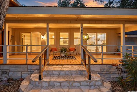 500 Kings Point Drive Canyon Lake TX 78133