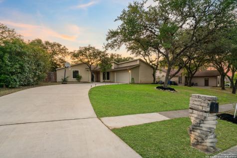 8415 Shallow Creek Drive San Antonio TX 78251
