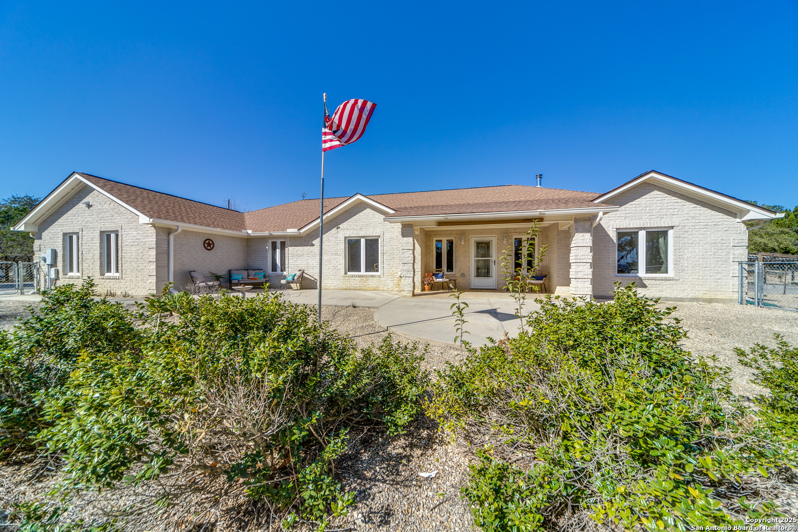 1501 Nixon Lane Kerrville TX 78028