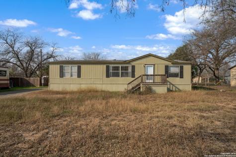 505 State Highway 173 Hondo TX 78861