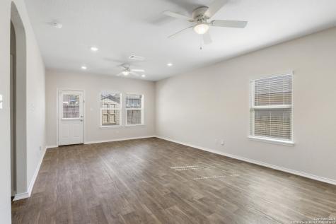 3362 Stoney Knoll San Antonio TX 78245