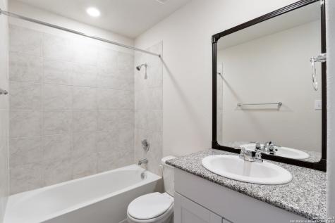 3362 Stoney Knoll San Antonio TX 78245