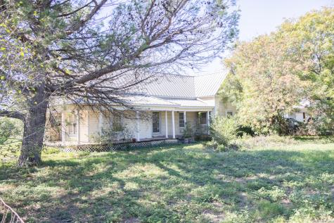 134 Kessler Lane Knippa TX 78870