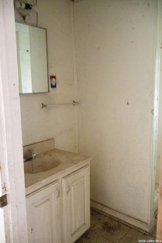 134 Kessler Lane Knippa TX 78870