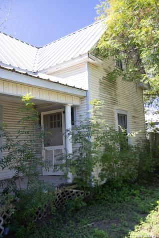 134 Kessler Lane Knippa TX 78870