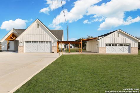 162 Brown Saddle Circle Bandera TX 78003