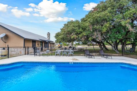 19 Wisteria Way Concan TX 78838