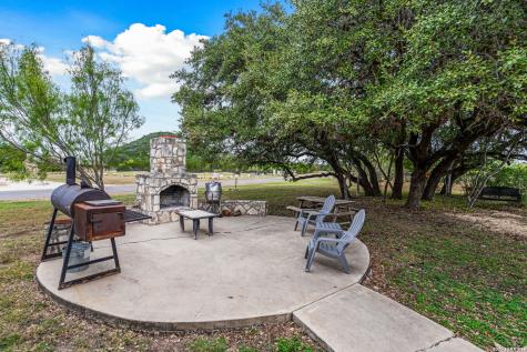 19 Wisteria Way Concan TX 78838