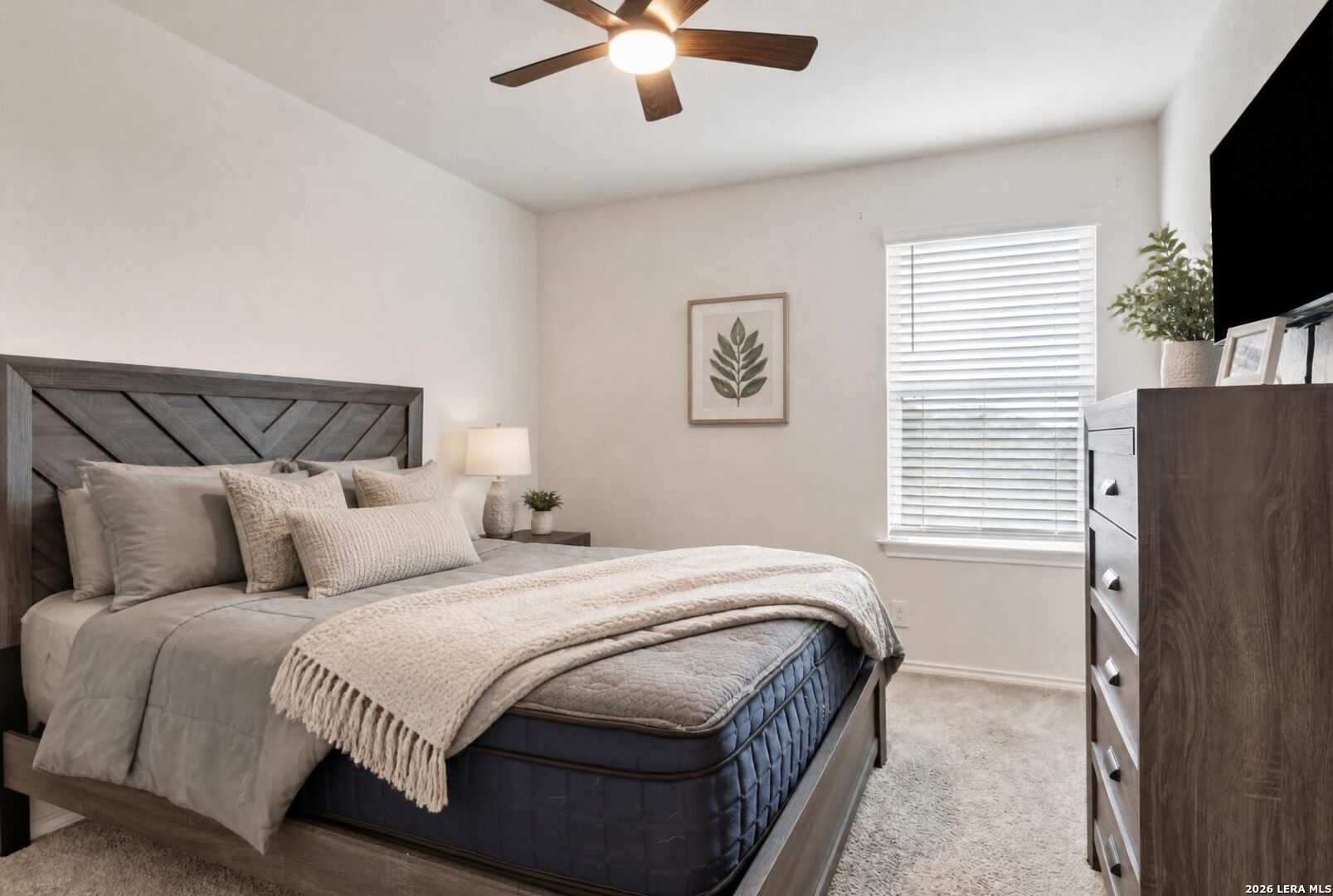 469 Middle Green Loop Floresville TX 78114