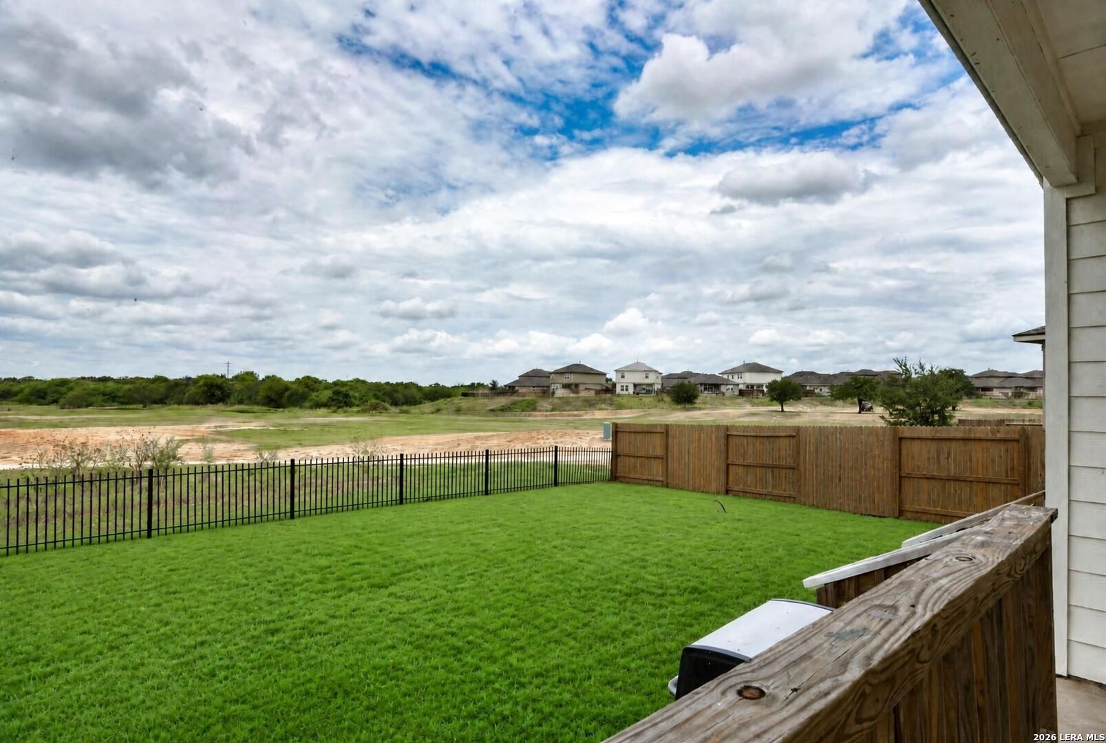 469 Middle Green Loop Floresville TX 78114