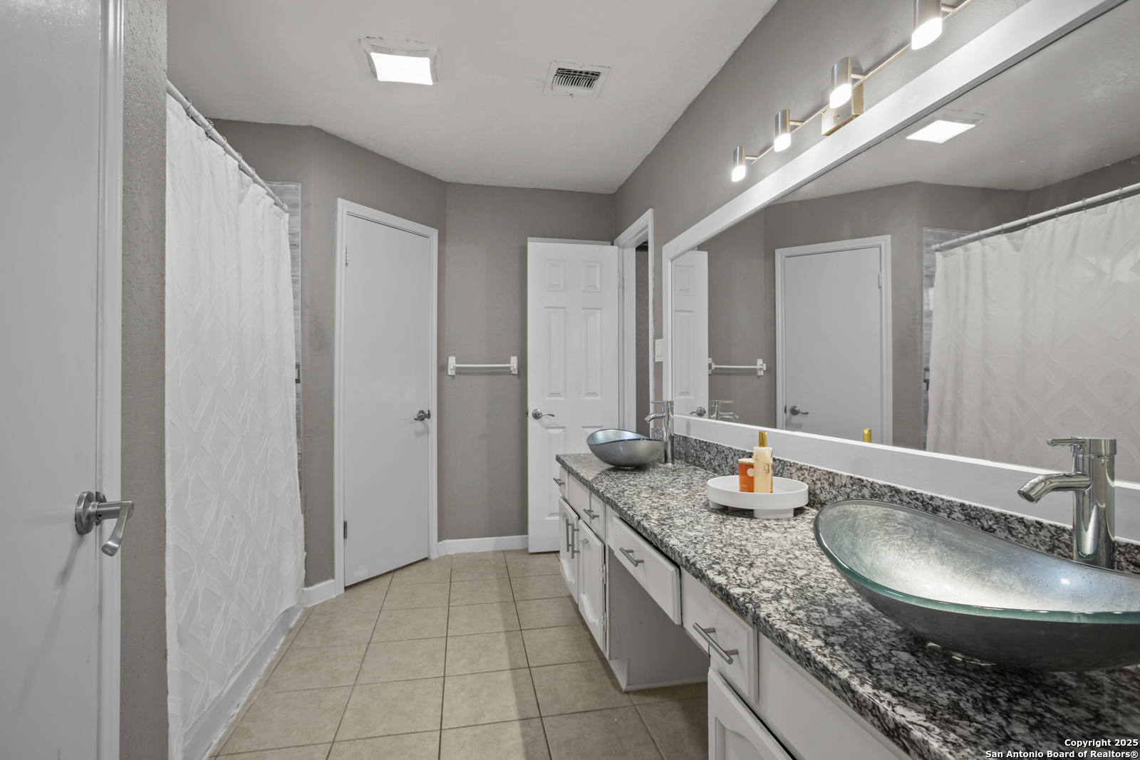 6839 Avila San Antonio TX 78239