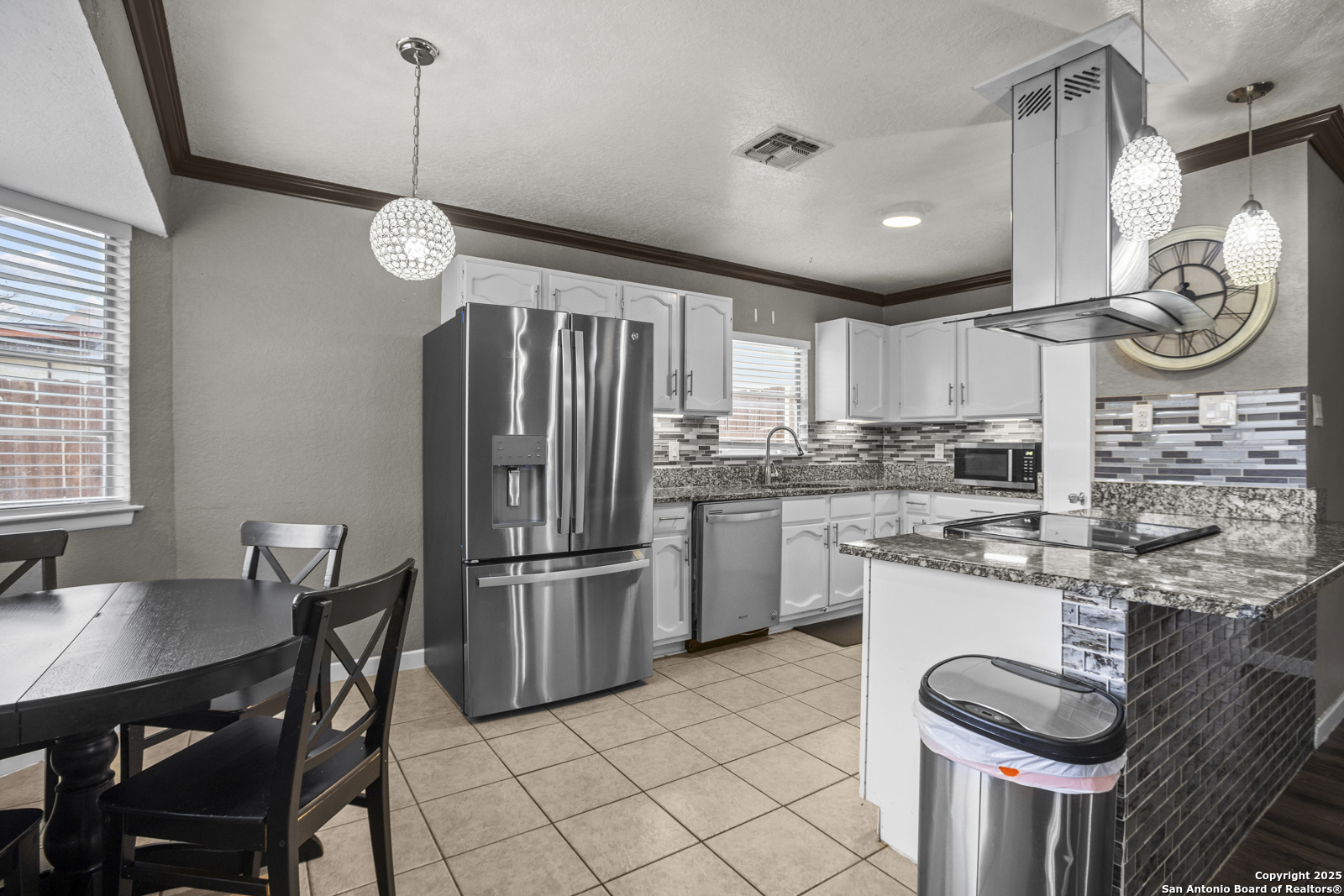6839 Avila San Antonio TX 78239