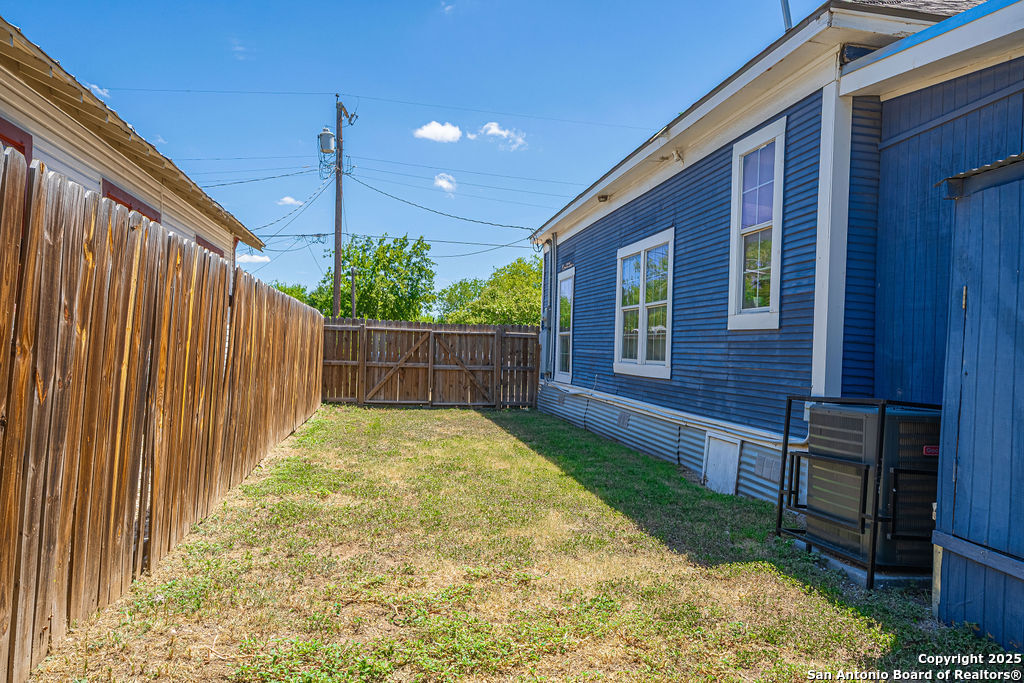 535 Denver San Antonio TX 78210