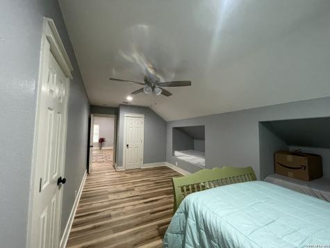 574 County Road 660 Devine TX 78016