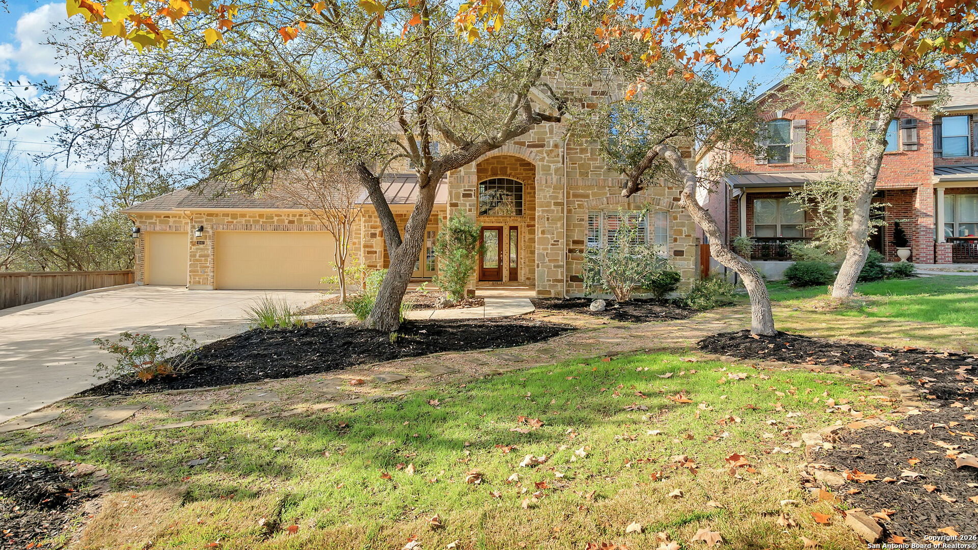 1042 Solitude Cove San Antonio TX 78260