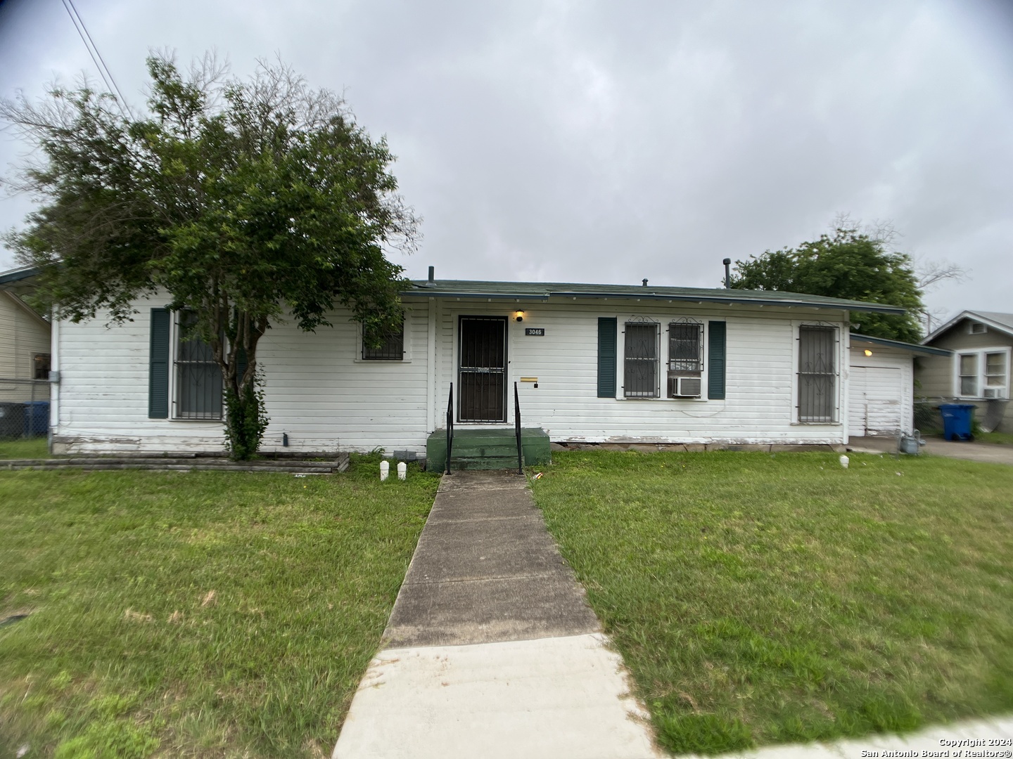 3046 W Ashby Place San Antonio TX 78228
