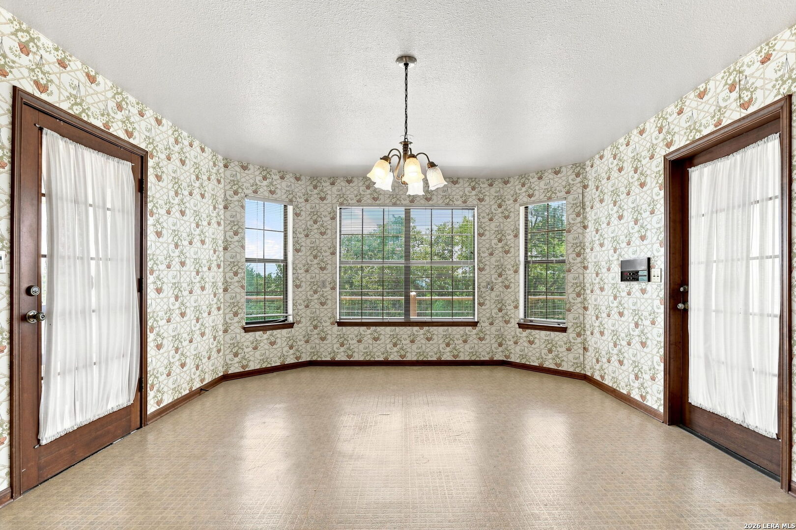 5691 Circle Oak Drive Bulverde TX 78163