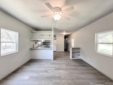 1139 Hidden Fawn Canyon Lake TX 78133
