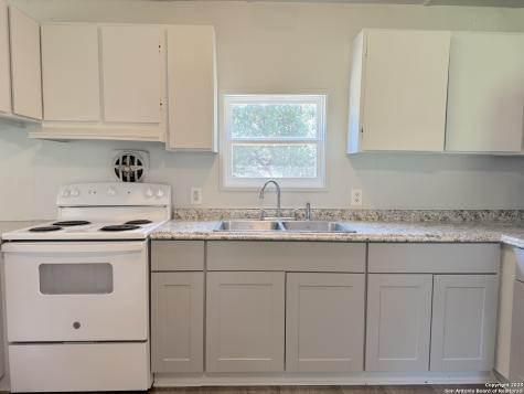 1139 Hidden Fawn Canyon Lake TX 78133