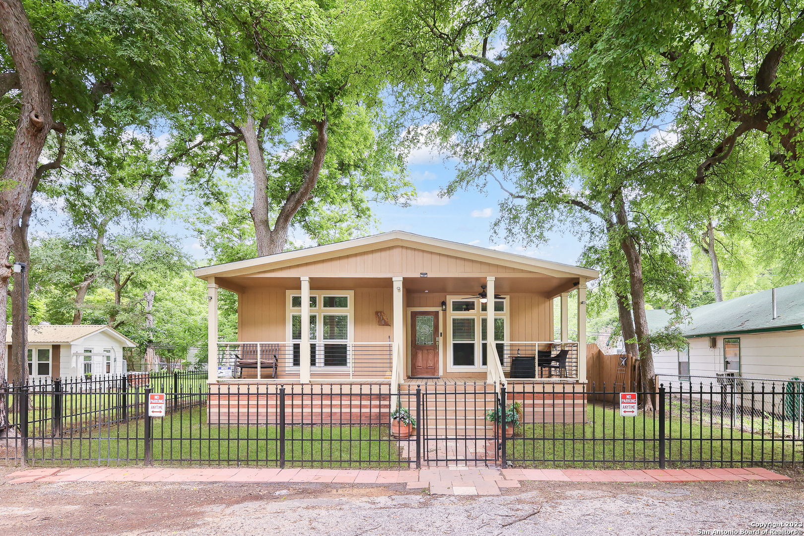 930 Lake Drive Seguin TX 78155