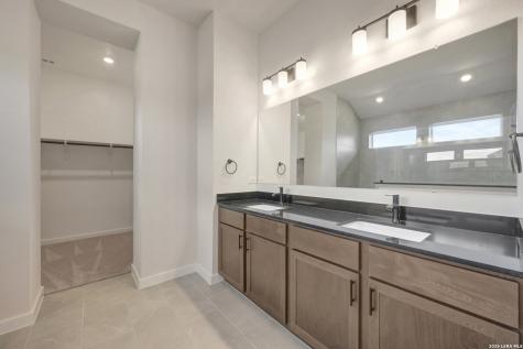 5817 Gunner New Braunfels TX 78130
