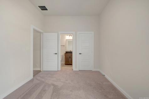 5817 Gunner New Braunfels TX 78130