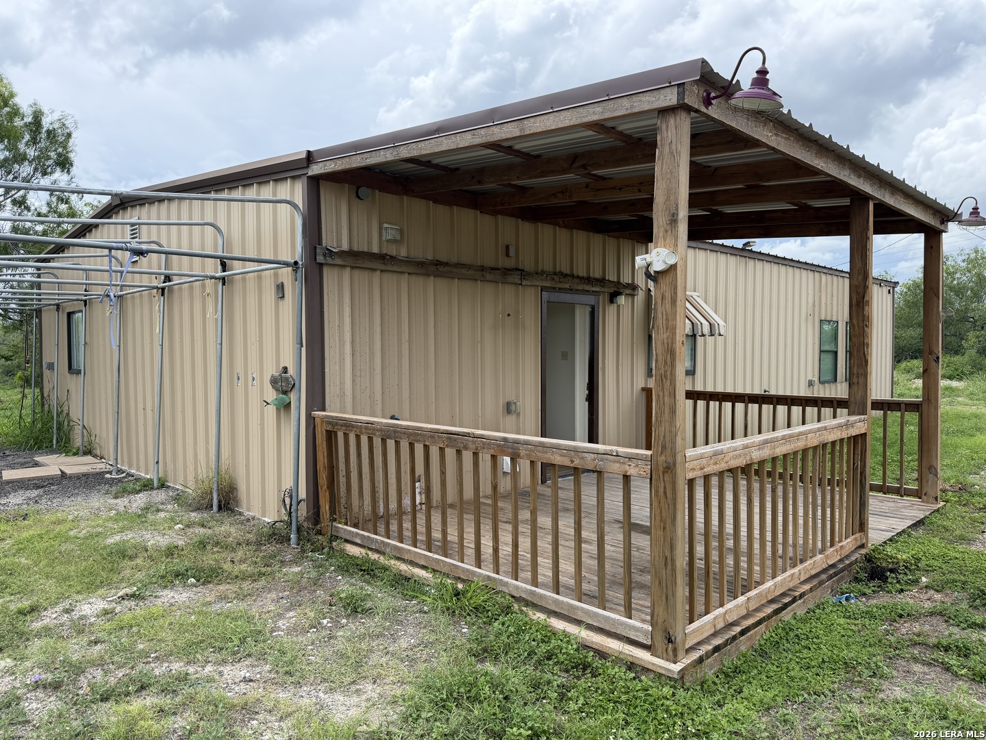 2711 W Highway 72 Three Rivers TX 78071