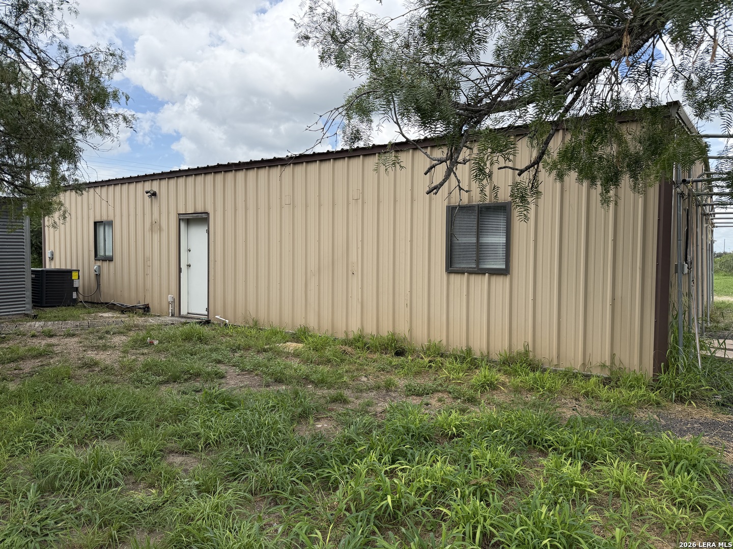 2711 W Highway 72 Three Rivers TX 78071