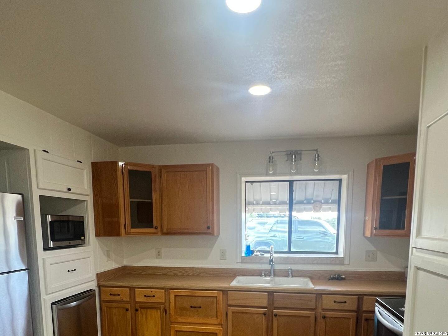 2711 W Highway 72 Three Rivers TX 78071