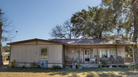 218 Trickling Creek Road Leakey TX 78873