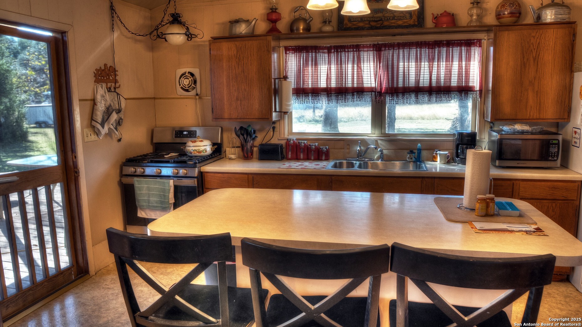 218 Trickling Creek Road Leakey TX 78873