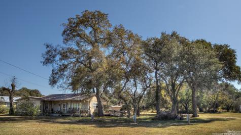 218 Trickling Creek Road Leakey TX 78873