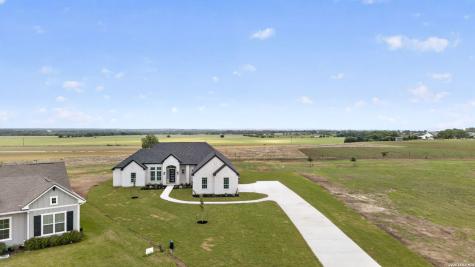 302 Venado Oaks Castroville TX 78009