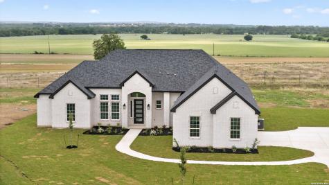 302 Venado Oaks Castroville TX 78009