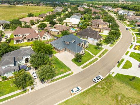 4306 Water Edge Harlingen TX 78552