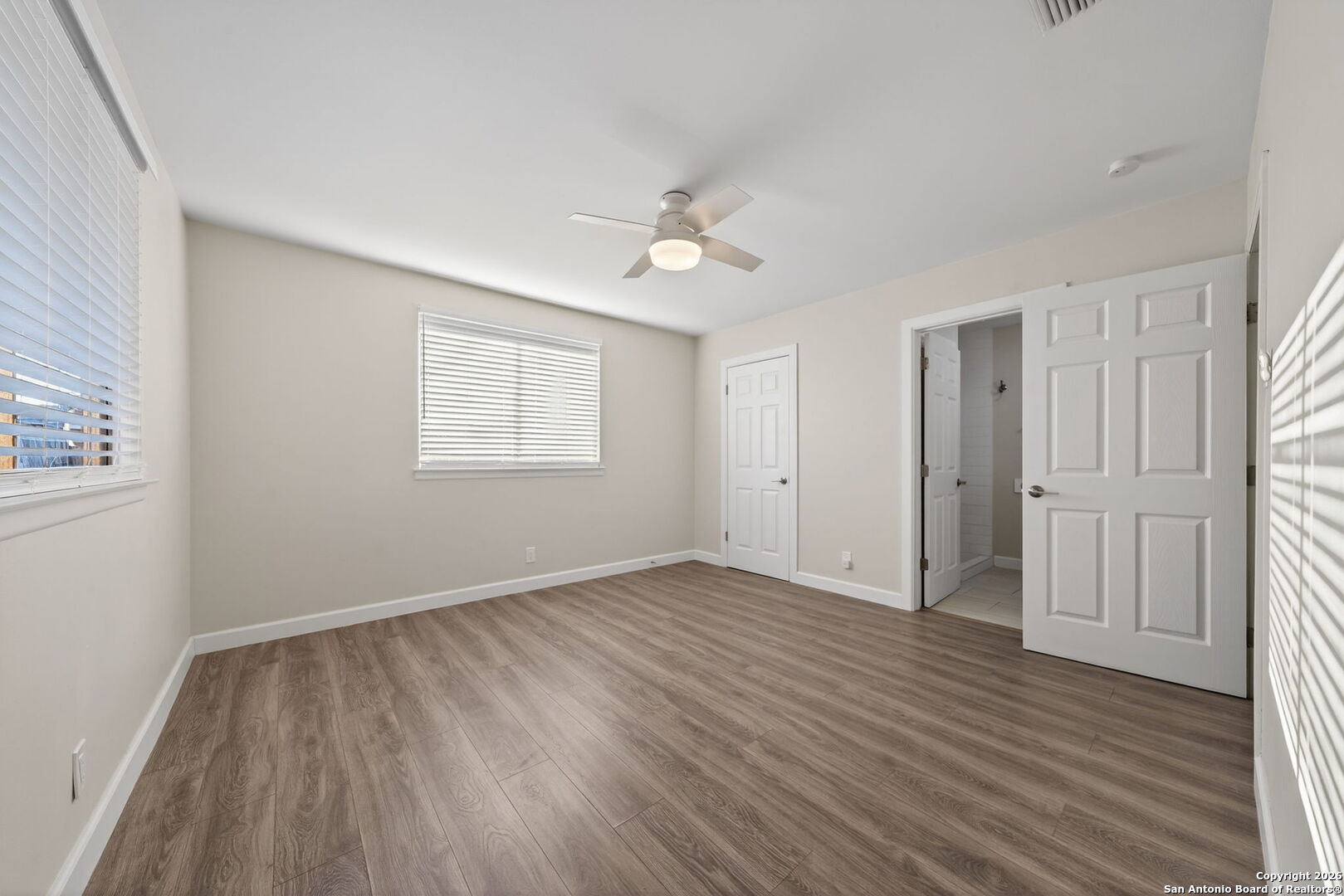 1013 North Boulevard Universal City TX 78148